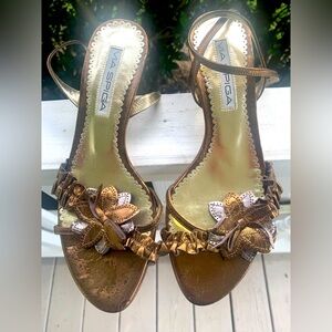 Via Spiga Multi Metallic Strappy Kitten Heels NWT SZ 6M